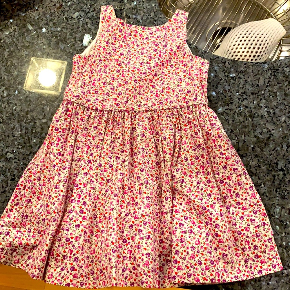 Sleeveless floral dress